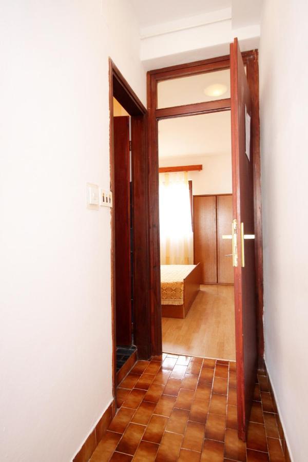 Apartments By The Sea Zavalatica, Korcula - 247 מראה חיצוני תמונה